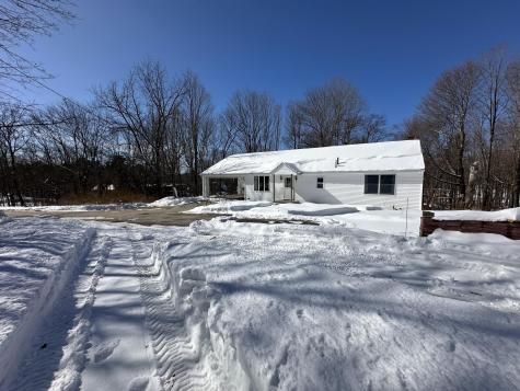 25 Yarmouth Road Gray ME 04039