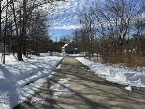 25 Yarmouth Road Gray ME 04039