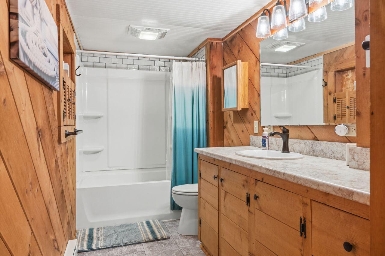 17 Qualey Road Gray ME 04039