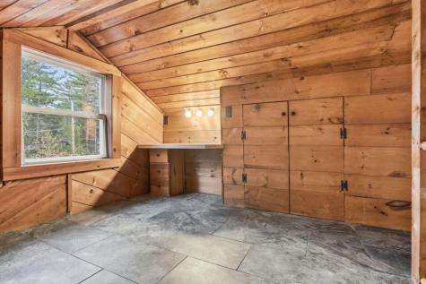 17 Qualey Road Gray ME 04039