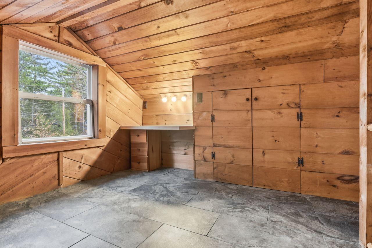17 Qualey Road Gray ME 04039