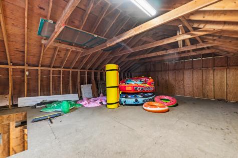 17 Qualey Road Gray ME 04039