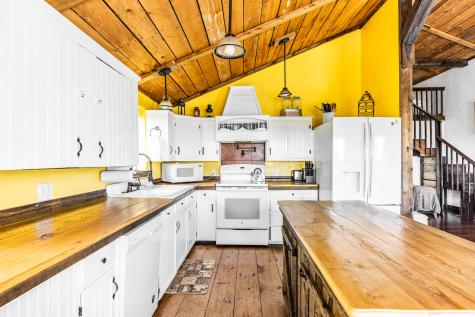 10 Trista Lane Mercer ME 04957