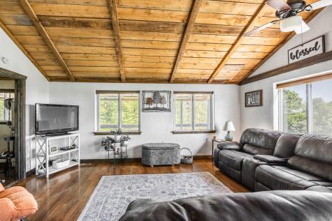 10 Trista Lane Mercer ME 04957