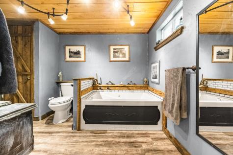 10 Trista Lane Mercer ME 04957