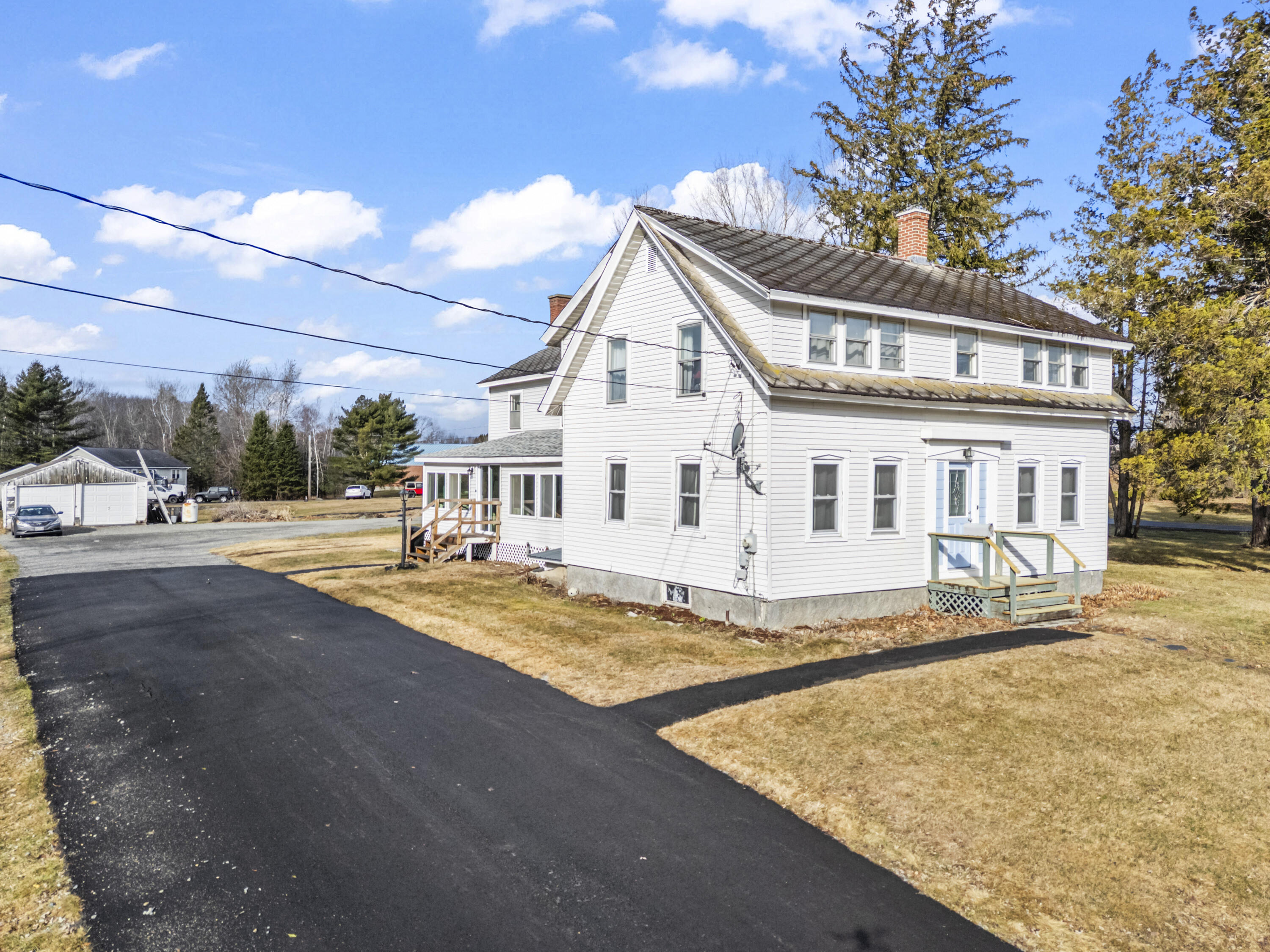 308 Hartland Avenue Pittsfield ME 04967