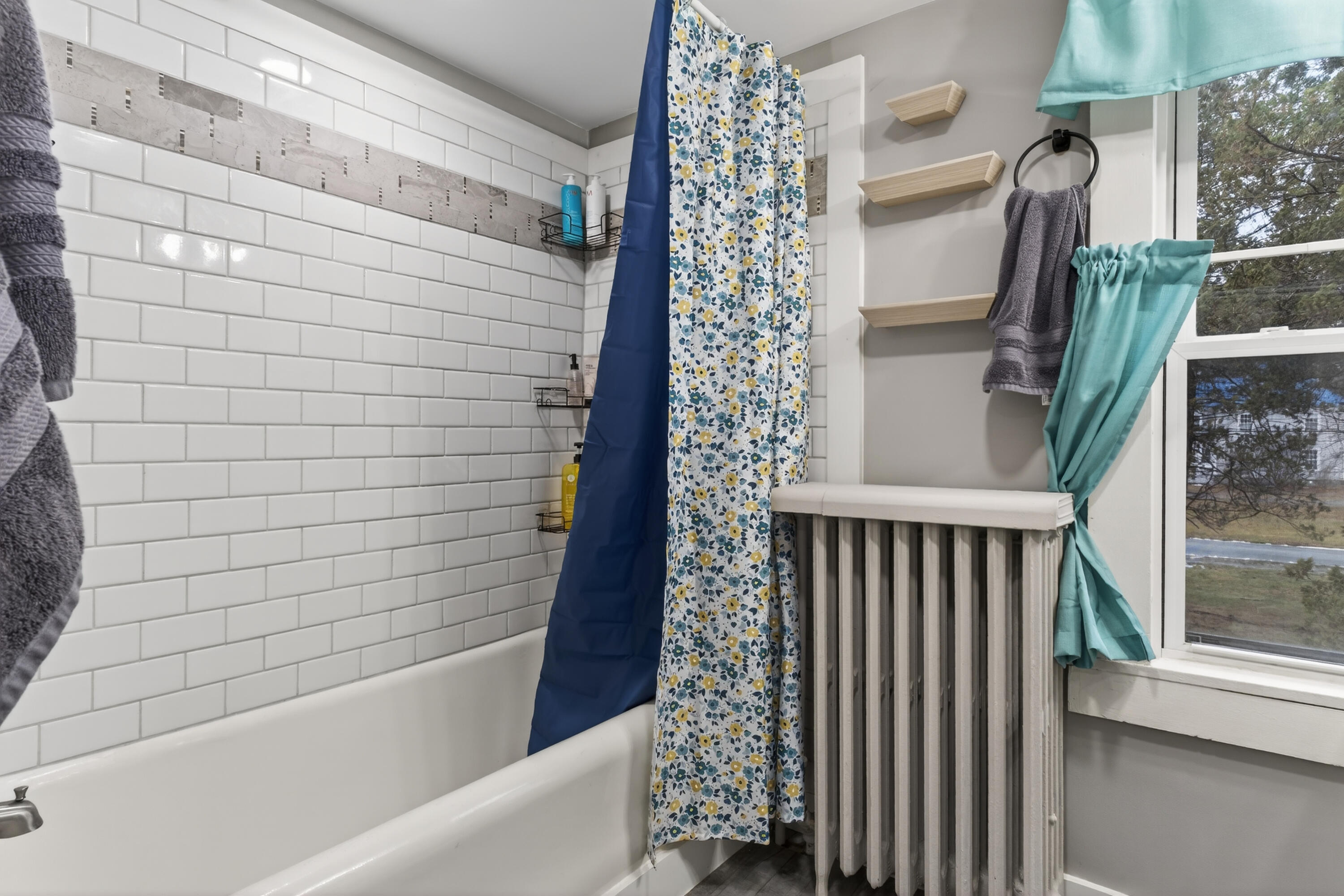 308 Hartland Avenue Pittsfield ME 04967