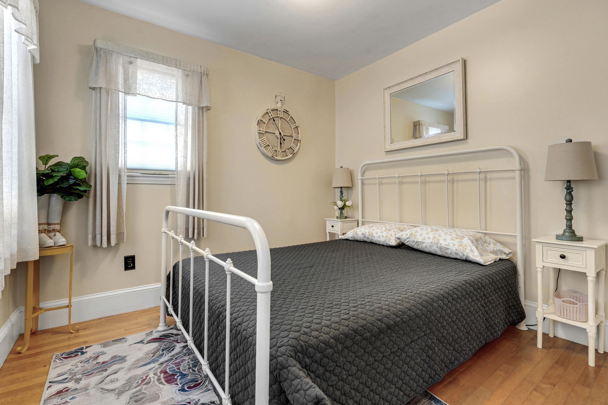 521 Paris Hill Road Paris ME 04281