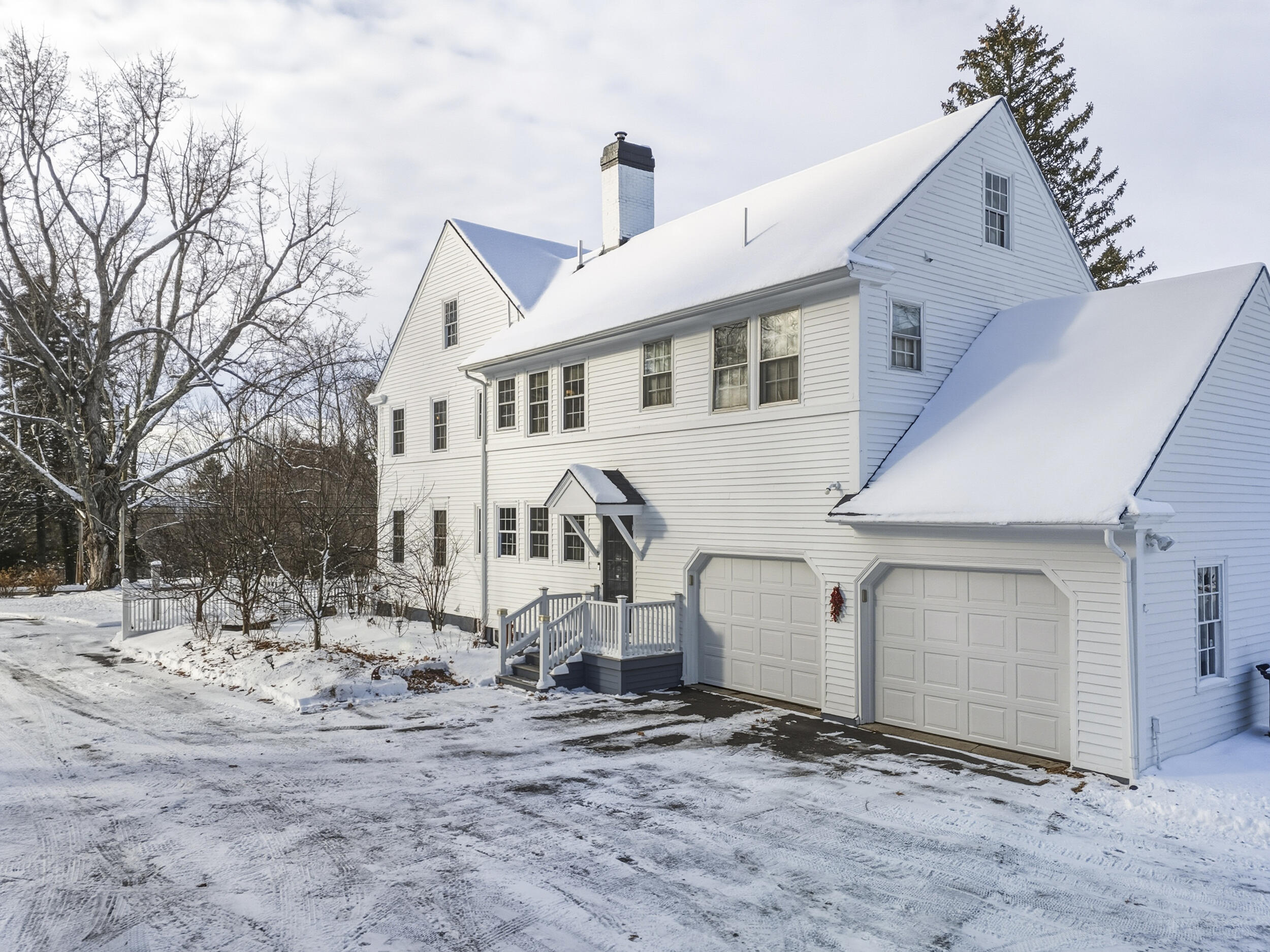 521 Paris Hill Road Paris ME 04281