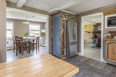 14 Bailey Lane Brunswick ME 04011