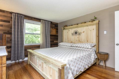 14 Bailey Lane Brunswick ME 04011