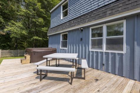 14 Bailey Lane Brunswick ME 04011