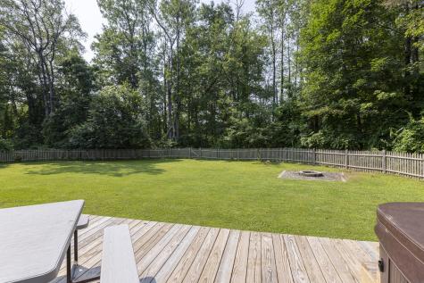 14 Bailey Lane Brunswick ME 04011