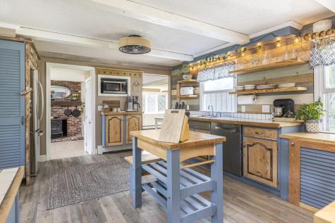 14 Bailey Lane Brunswick ME 04011