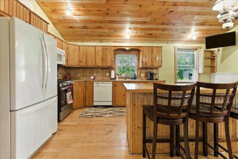 24 Fortin Drive Leeds ME 04263