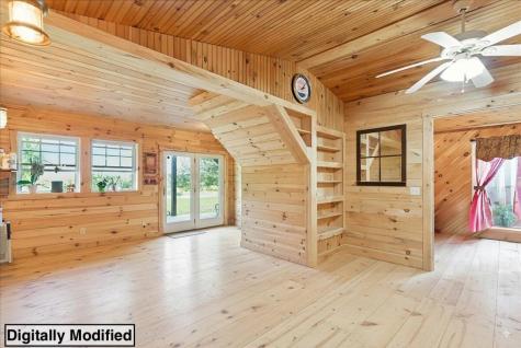 24 Fortin Drive Leeds ME 04263