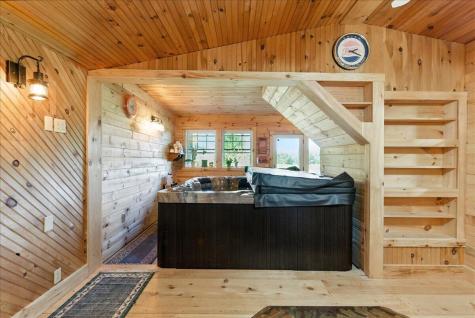 24 Fortin Drive Leeds ME 04263