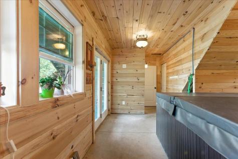 24 Fortin Drive Leeds ME 04263