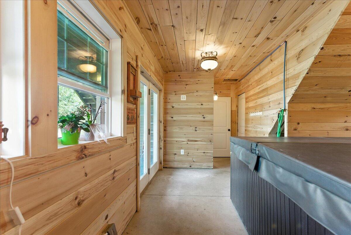 24 Fortin Drive Leeds ME 04263