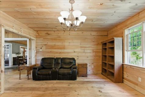 24 Fortin Drive Leeds ME 04263