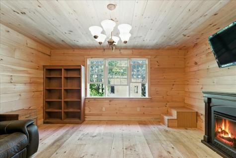 24 Fortin Drive Leeds ME 04263