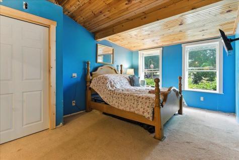 24 Fortin Drive Leeds ME 04263