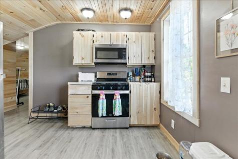 24 Fortin Drive Leeds ME 04263