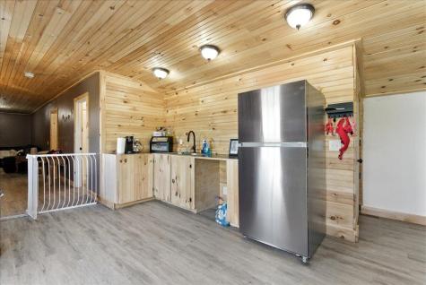 24 Fortin Drive Leeds ME 04263