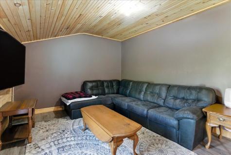 24 Fortin Drive Leeds ME 04263