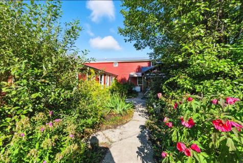 24 Fortin Drive Leeds ME 04263