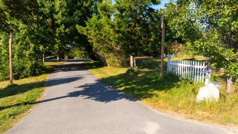 24 Fortin Drive Leeds ME 04263