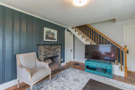 106 Middle Road Falmouth ME 04105