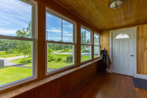 106 Middle Road Falmouth ME 04105