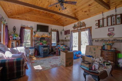 106 Aspen Avenue Oxford ME 04270