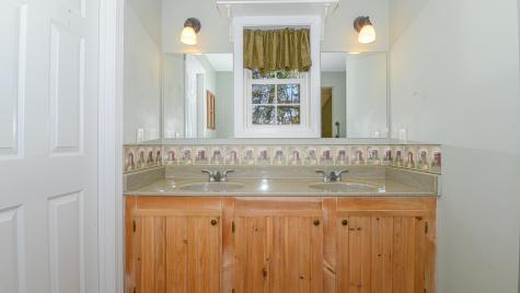 65 Teddy Bear Lane Naples ME 04055