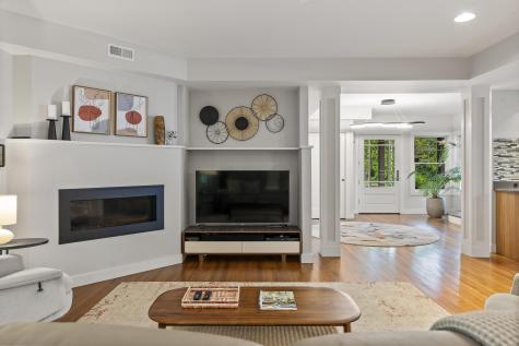 411 Lafayette Street Yarmouth ME 04096