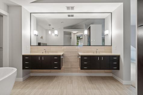 411 Lafayette Street Yarmouth ME 04096