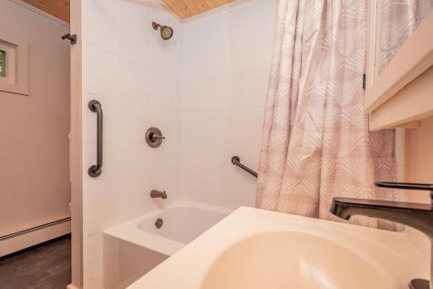 4551 Bennoch Road Alton ME 04468