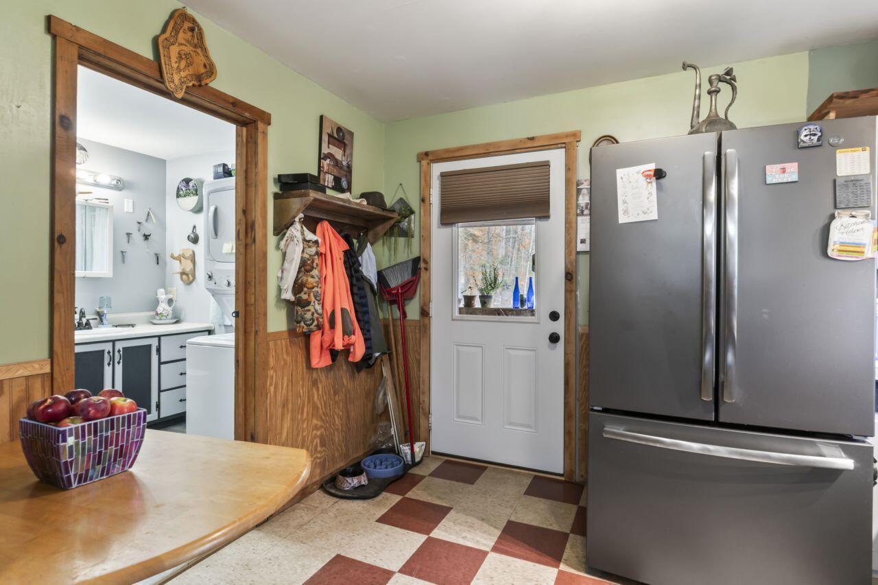 31 Sunflower Estates Rome ME 04963