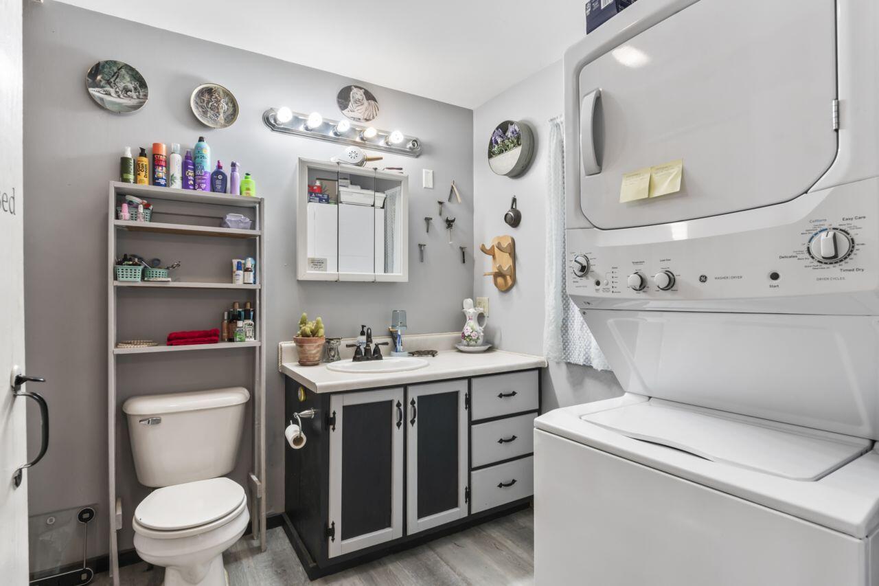 31 Sunflower Estates Rome ME 04963