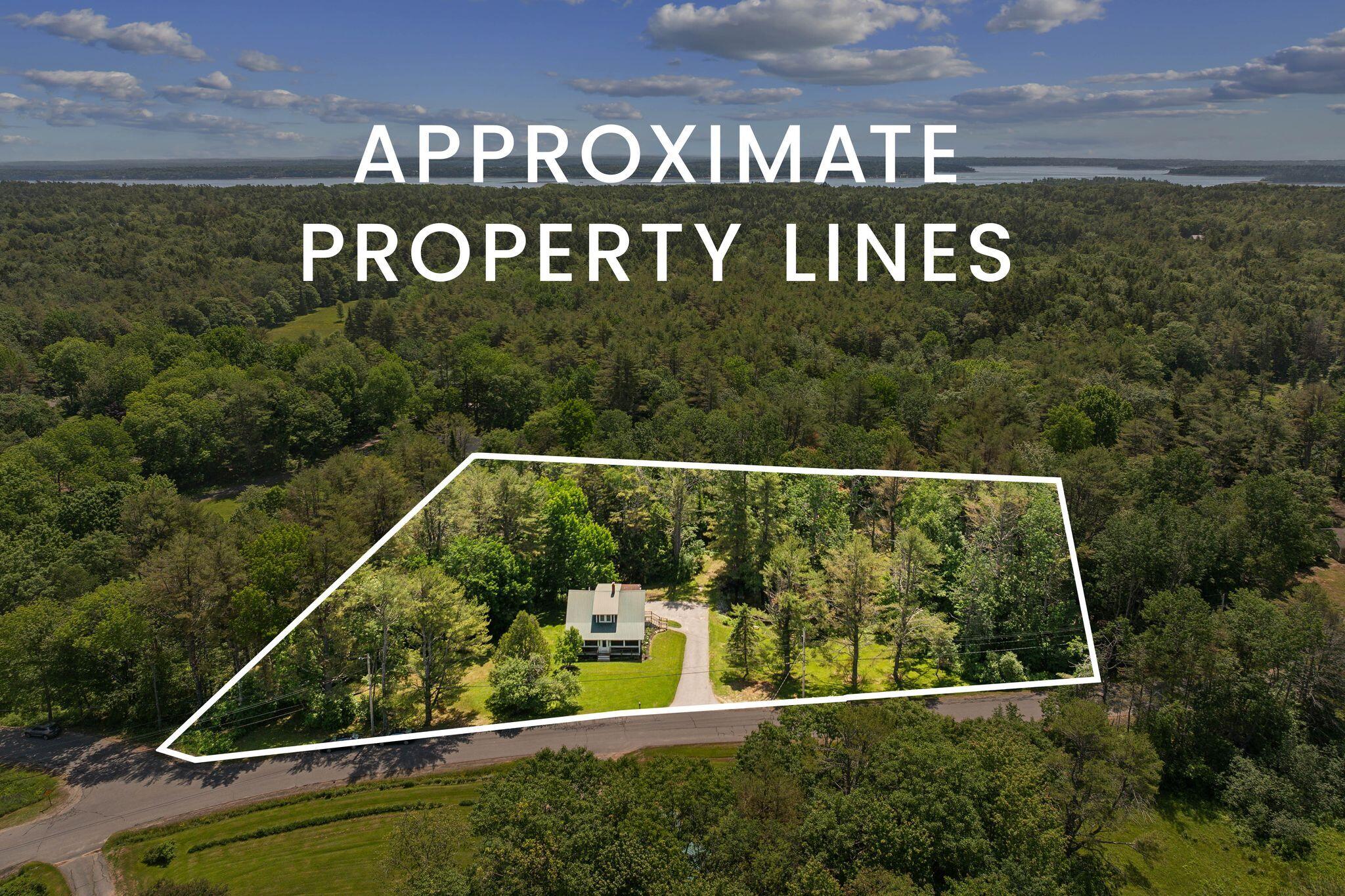 13 Old Flying Point Road Freeport, ME