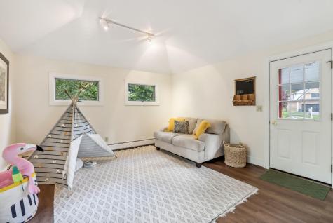 231 Spurwink Avenue Cape Elizabeth ME 04107