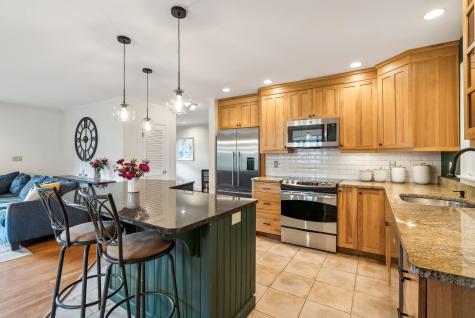 231 Spurwink Avenue Cape Elizabeth ME 04107