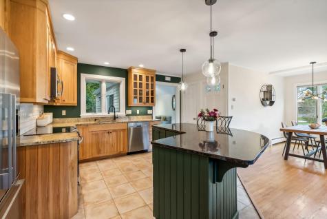 231 Spurwink Avenue Cape Elizabeth ME 04107