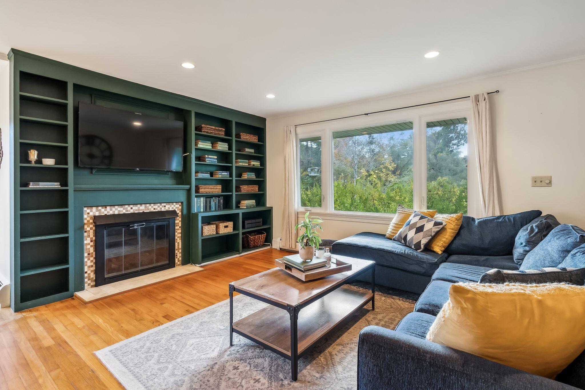 231 Spurwink Avenue Cape Elizabeth ME 04107