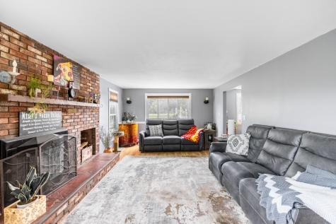 321 Eastern Avenue Brewer ME 04412