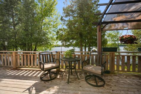 32 Whites Pond Road Palmyra ME 04965