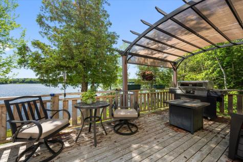 32 Whites Pond Road Palmyra ME 04965