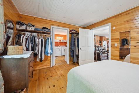 32 Whites Pond Road Palmyra ME 04965