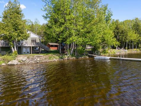 32 Whites Pond Road Palmyra ME 04965